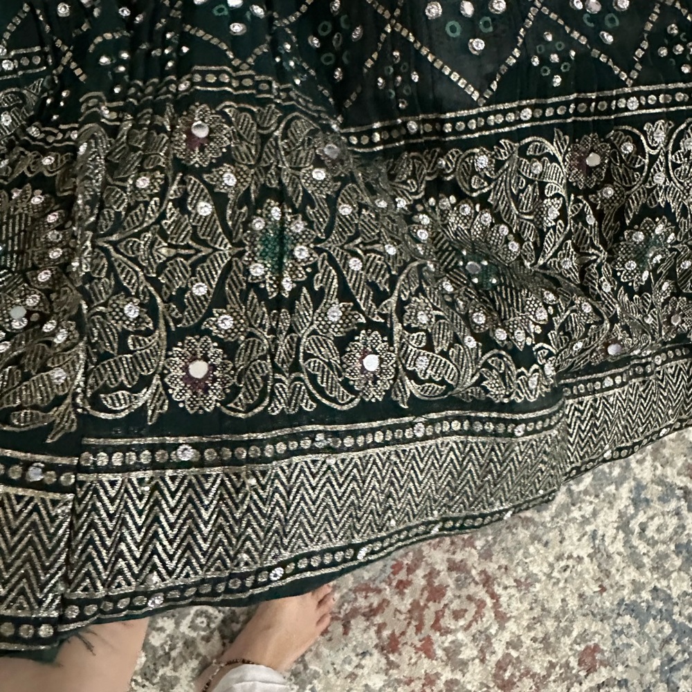 Trending heavily embroidered peplum top n skirt/lehenga with can can - Picture 8 of 13